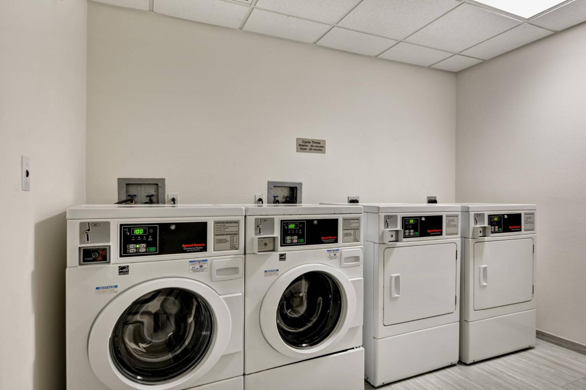 Springhill Suites By Marriott Cincinnati Midtown Eksteriør billede
