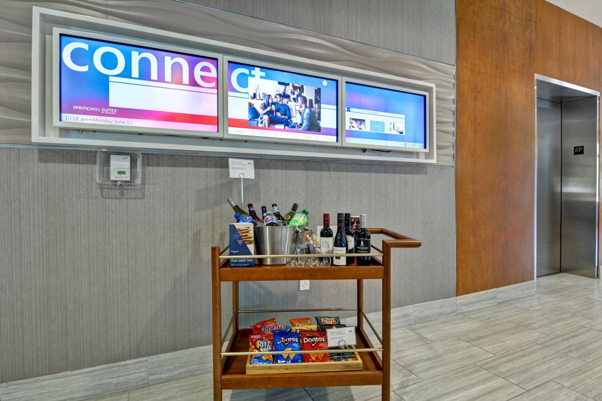 Springhill Suites By Marriott Cincinnati Midtown Eksteriør billede