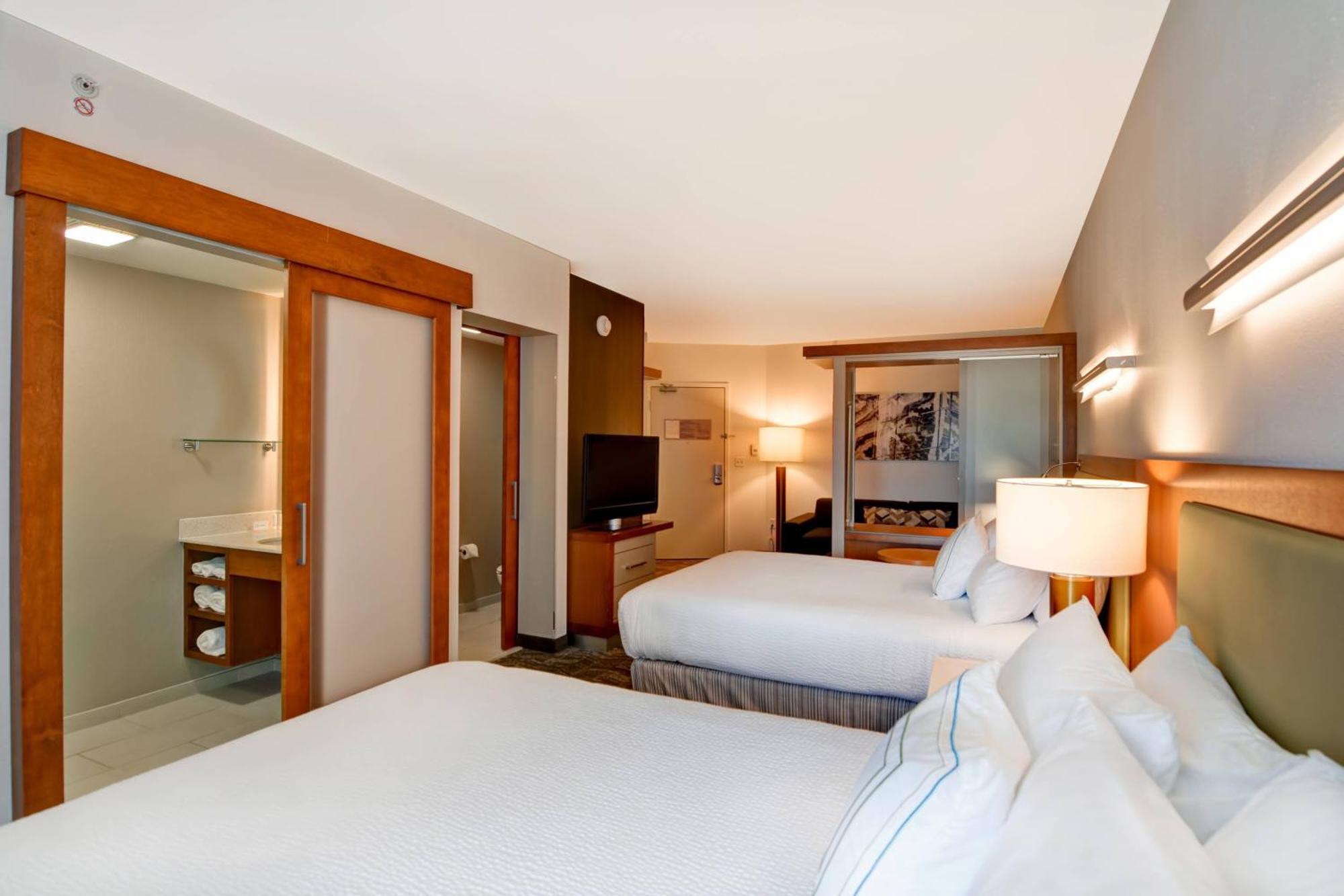 Springhill Suites By Marriott Cincinnati Midtown Eksteriør billede