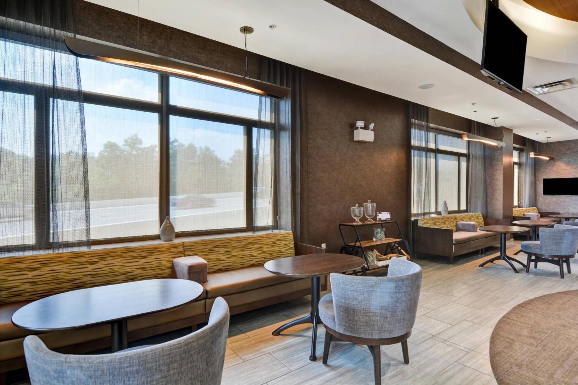 Springhill Suites By Marriott Cincinnati Midtown Eksteriør billede